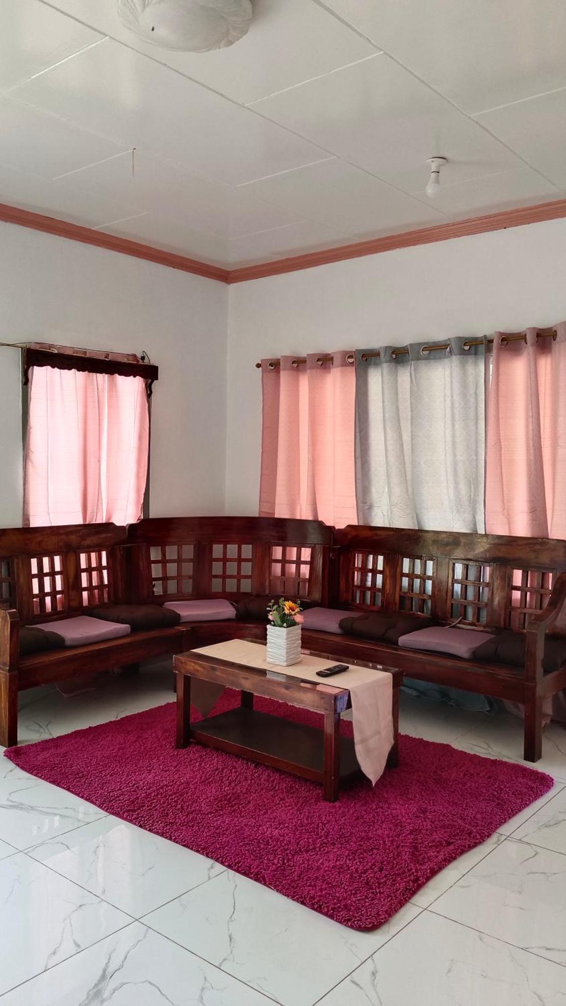 Bella'S Bed & Breakfast Dauis Екстериор снимка